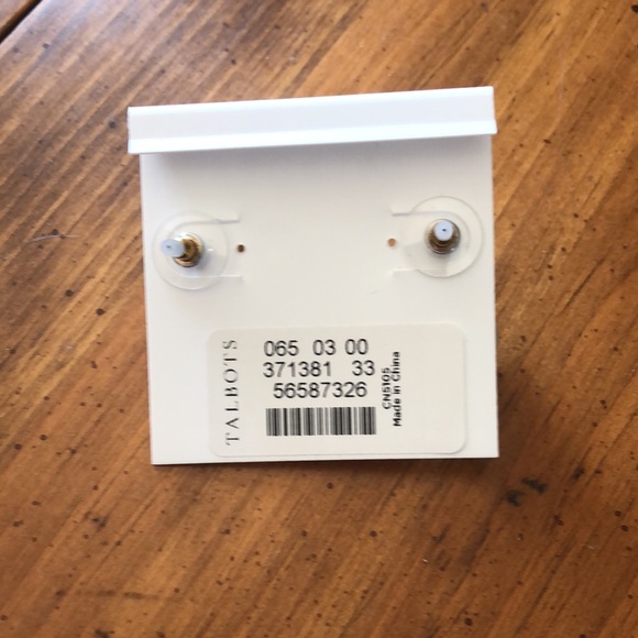 NWT Talbots bow tie pearl gold tone earrings with faux crystal - Picture 2 of 3